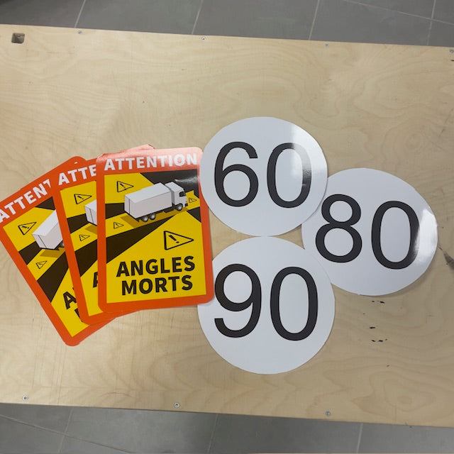 Kit Complet Stickers Poids Lourds – Angles Morts + Disques Vitesse 60/80/90 | Réglementation PL